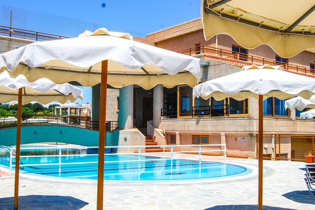 Hotel Ledras Gennadi Phòng bức ảnh