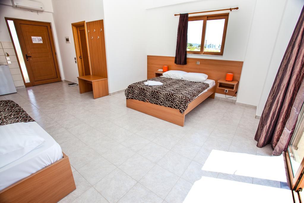 Hotel Ledras Gennadi Ngoại thất bức ảnh